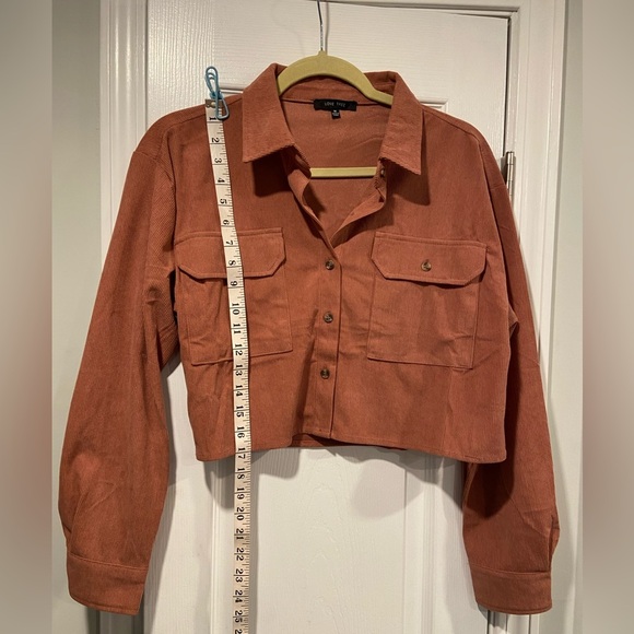 NWOT Tilly’s Love Tree Size M Pink Corduroy Cropped Long Sleeve Button Down Top - Picture 7 of 11